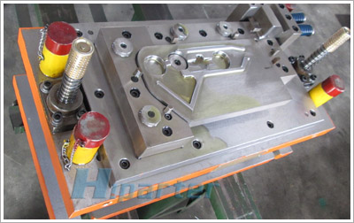 Auto seat stamping die before delivery